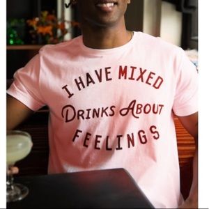 S- UO- mixed drinks tee